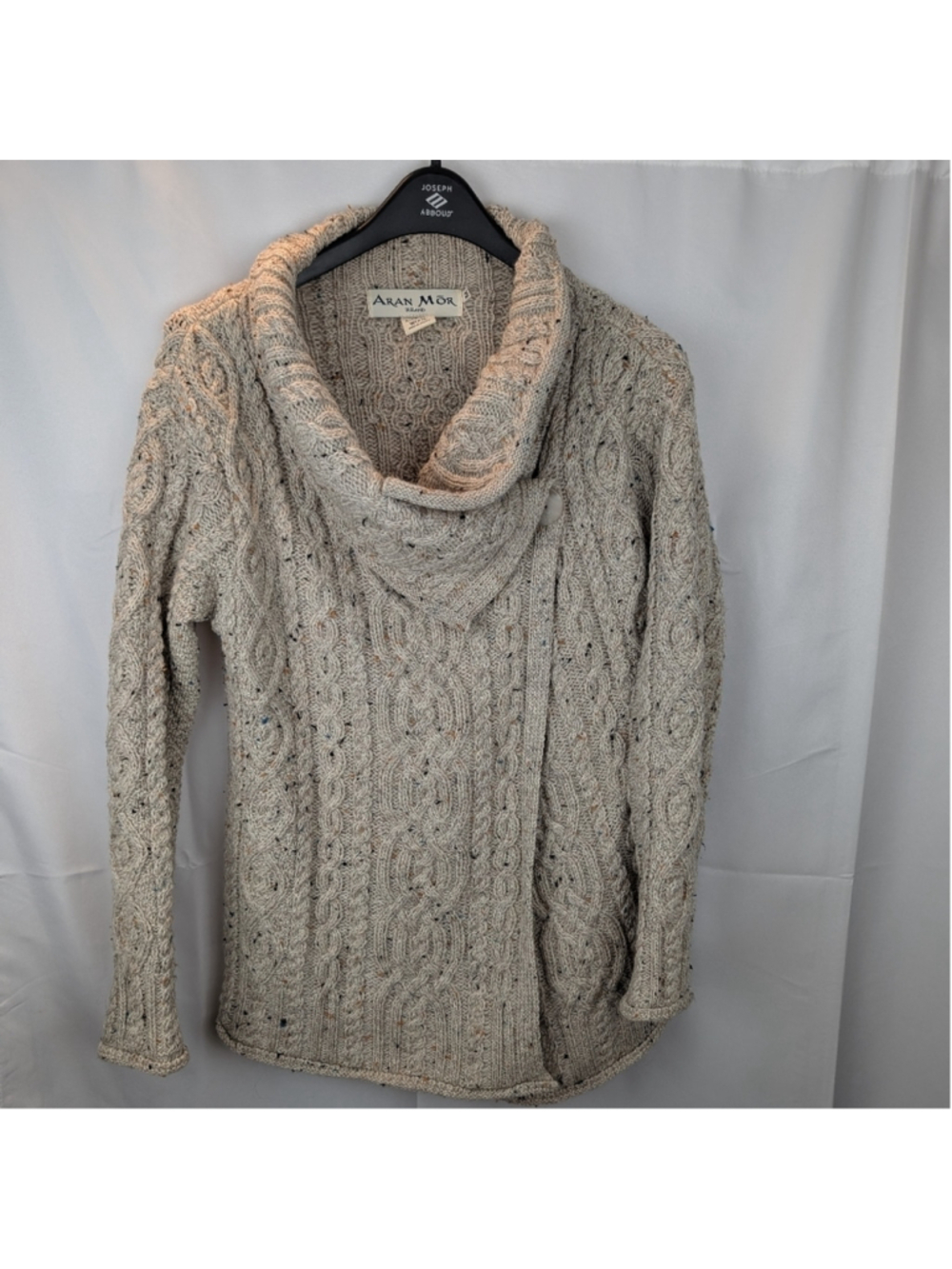 Aran Mor Cream Cable Knit Sweater Cardigan Size M In EUC